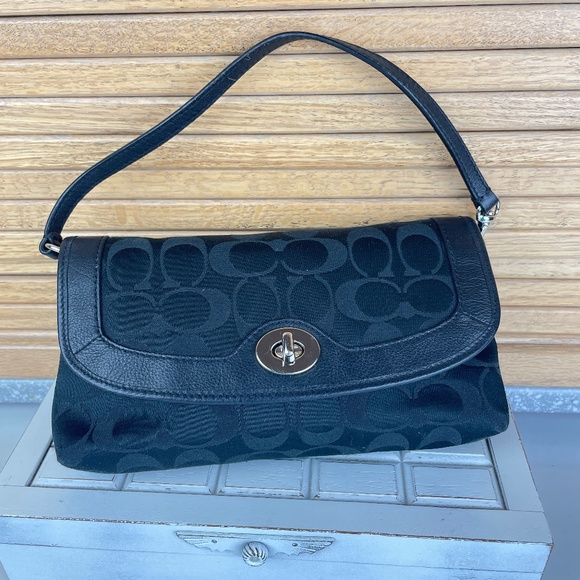Vintage Coach Black Logo fabric leather trim fold-over flap Shoulder Bag - Picture 1 of 11